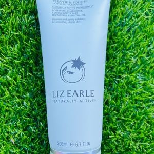 Liz Earle Cleanse and Polish 200ml